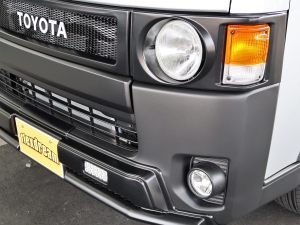 ハイエースバン安全装備追加 特別仕様車
