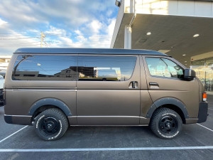 ハイエースバン車中泊　バンライフ　VANLIFE　OVERLANDER