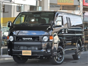 ハイエースＶディーゼル4WD　丸目カスタム　ネオクラシック