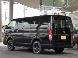 ハイエースバン新車一部改良後　ディーゼル四駆