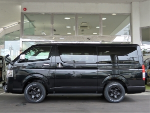 ハイエースバン新車一部改良後　ディーゼル四駆