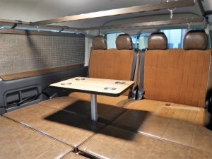 ハイエースワゴン10人乗りワゴン　車中泊できる街乗り仕様車