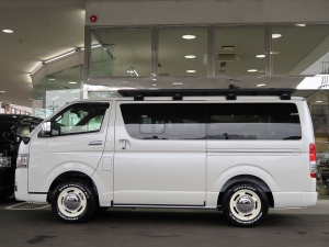 ハイエースバン新車一部改良後　ディーゼル四駆