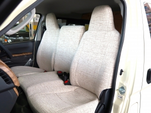 ハイエースバン新車アウトレットDX　4WD　ディーゼル　丸目