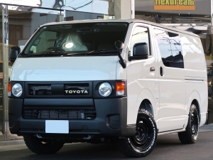 ハイエースＶDX　4WD　ディーゼル　丸目