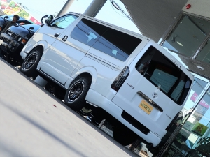 ハイエースバン新車一部改良後　ディーゼル四駆