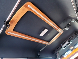 ハイエースバン車中泊　バンライフ　VANLIFE　OVERLANDER