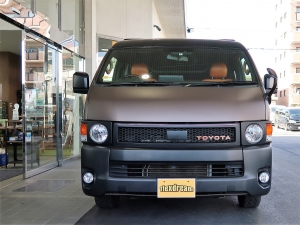 ハイエースバン車中泊　バンライフ　VANLIFE　OVERLANDER