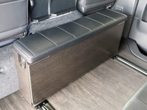ハイエースバン中古車　FD-BOX　車中泊