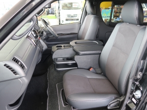 ハイエースバン中古車　FD-BOX　車中泊