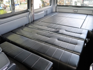 ハイエースバン中古車　FD-BOX　車中泊