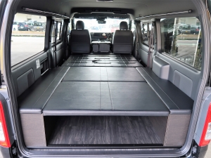 ハイエースバン中古車　FD-BOX　車中泊