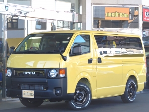 ハイエースバン特注カラー ヴァージニアイエロー　丸目フェイス