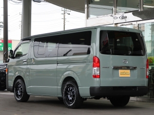 ハイエースバン丸目カスタム　アースカラーパッケージ６Ｘ３アーバンカーキ
