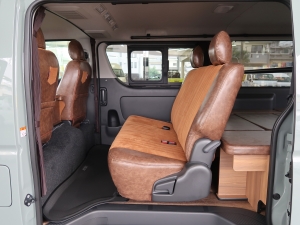 ハイエースバン丸目カスタム　アースカラーパッケージ６Ｘ３アーバンカーキ