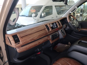 ハイエースバン丸目カスタム　アースカラーパッケージ４Ｖ６ベージュ