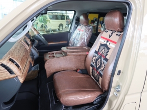ハイエースバン丸目カスタム　アースカラーパッケージ４Ｖ６ベージュ