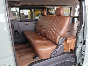ハイエースバン丸目カスタム　アースカラーパッケージ６Ｘ３アーバンカーキ