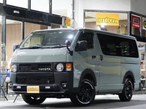 ハイエースＶディーゼル4WD　アースカラーパッケージ６Ｘ３アーバンカーキ