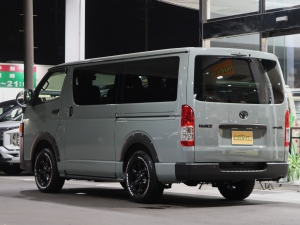 ハイエースバンディーゼル4WD　アースカラーパッケージ６Ｘ３アーバンカーキ
