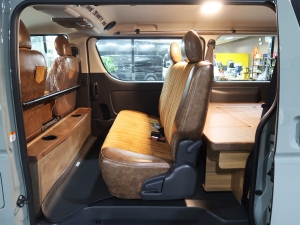 ハイエースバンディーゼル4WD　アースカラーパッケージ６Ｘ３アーバンカーキ