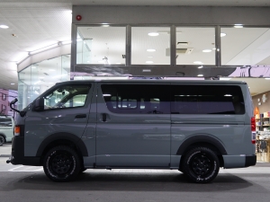 ハイエースバンディーゼル4WD　アースカラーパッケージ６Ｘ３アーバンカーキ