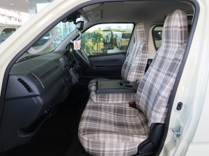 ハイエースバン7型高年式中古車　ＳＯＮＯＭＡ