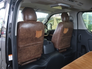 ハイエースバン高年式中古車FD-classic丸目ハイエース