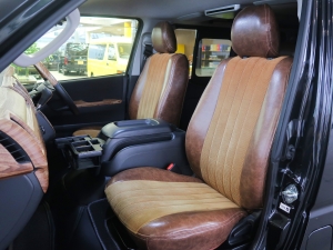 ハイエースバン高年式中古車FD-classic丸目ハイエース