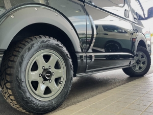 ハイエースバン4WD　丸目　8人乗り8ナンバー