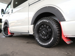 ハイエースバン一部改良後　FD-BOX V01-M