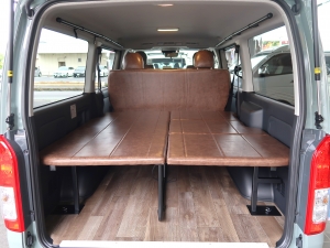 ハイエースバンディーゼル4WD　アースカラーパッケージ6X3アーバンカーキ