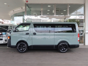 ハイエースバンディーゼル4WD　アースカラーパッケージ6X3アーバンカーキ
