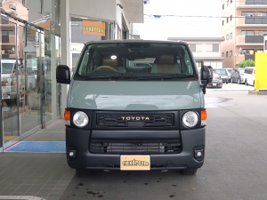 ハイエースバンディーゼル4WD　アースカラーパッケージ6X3アーバンカーキ