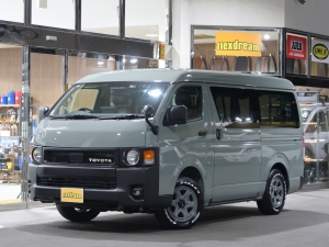 ハイエースＶ一部改良後　アースカラーパッケージ６Ｘ３アーバンカーキ