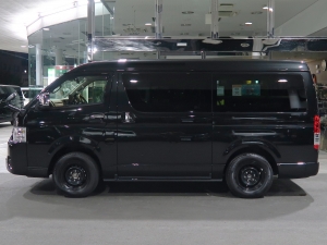 ハイエースワゴン１０人乗り　車中泊できる街乗り仕様車