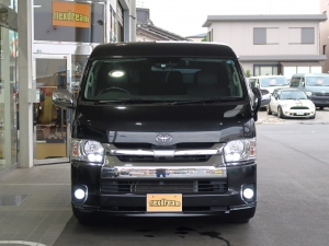 ハイエースワゴン厳選中古車　内装架装ベッドキット＆テーブル