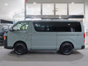 ハイエースバンディーゼル4WD　アースカラーパッケージ6X3アーバンカーキ