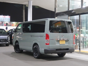 ハイエースバンディーゼル4WD　アースカラーパッケージ6X3アーバンカーキ