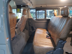 ハイエースバンディーゼル4WD　アースカラーパッケージ6X3アーバンカーキ