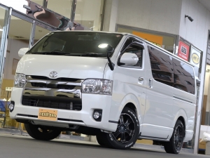 ハイエースバン厳選中古車　ベッドキット