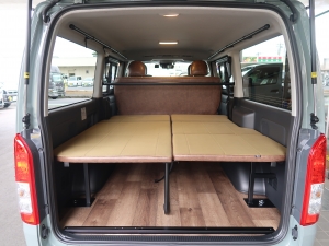 ハイエースバンディーゼル4WD　アースカラーパッケージ6X3アーバンカーキ