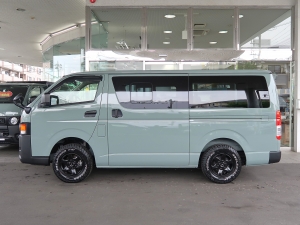 ハイエースバンディーゼル4WD　アースカラーパッケージ6X3アーバンカーキ