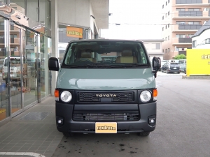 ハイエースバンディーゼル4WD　アースカラーパッケージ6X3アーバンカーキ