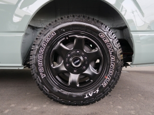 ハイエースバンディーゼル4WD　アースカラーパッケージ6X3アーバンカーキ