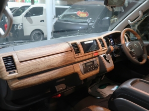 ハイエースバンディーゼル2WD　丸目換装FD-classicカスタム