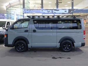 ハイエースバンディーゼル4WD　アースカラーパッケージ6X3アーバンカーキ