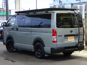 ハイエースバンディーゼル4WD　アースカラーパッケージ6X3アーバンカーキ