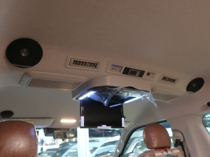 ハイエースワゴン１０人乗り　車中泊できる街乗り仕様車
