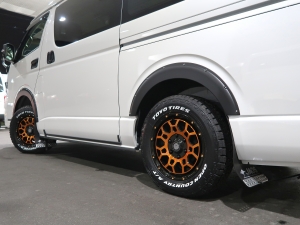 ハイエースワゴン１０人乗り　車中泊できる街乗り仕様車